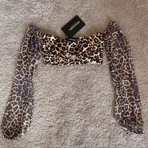 PrettyLittleThing Other - Sexy leopard top